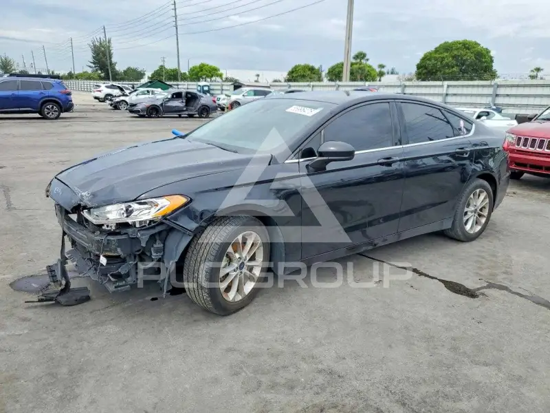 2020 Ford FUSION photo