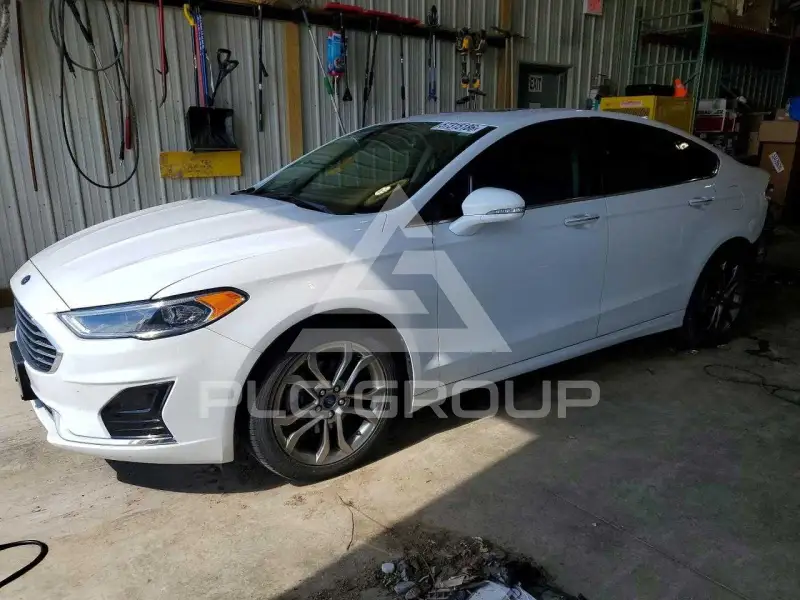 2020 Ford FUSION photo