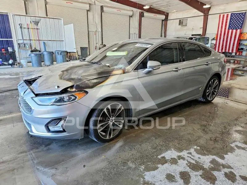 2020 Ford FUSION photo