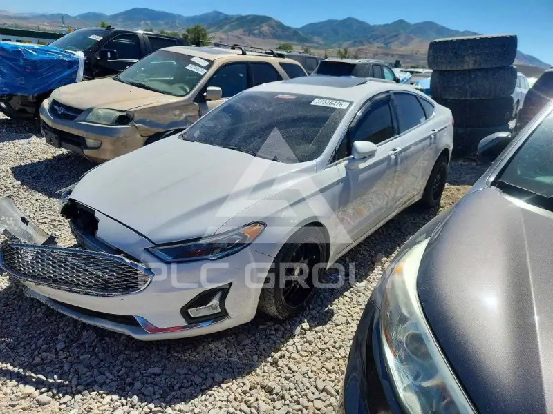 2020 Ford FUSION photo