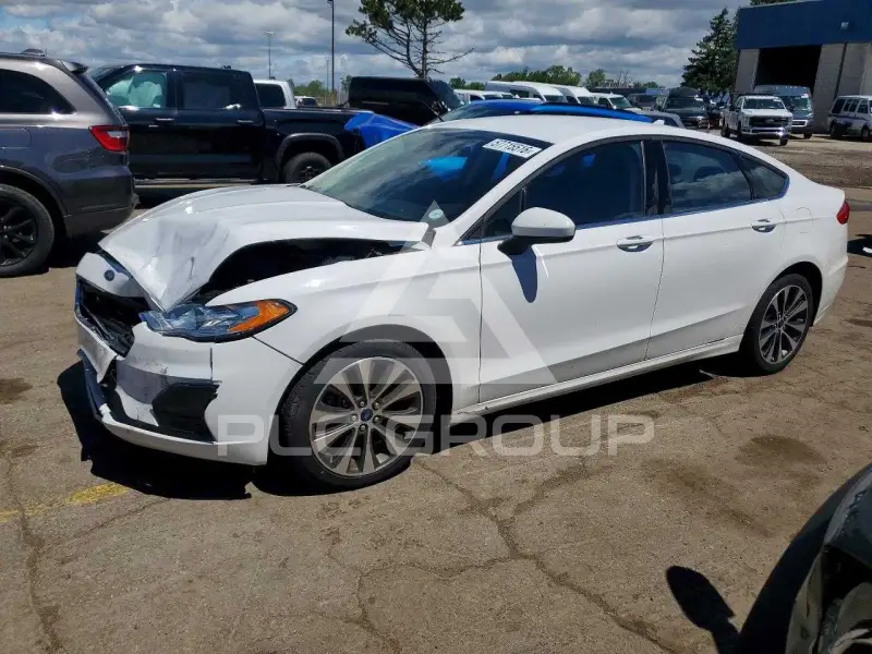 2020 Ford FUSION фото