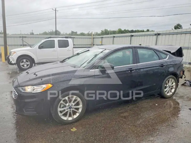 2020 Ford FUSION photo