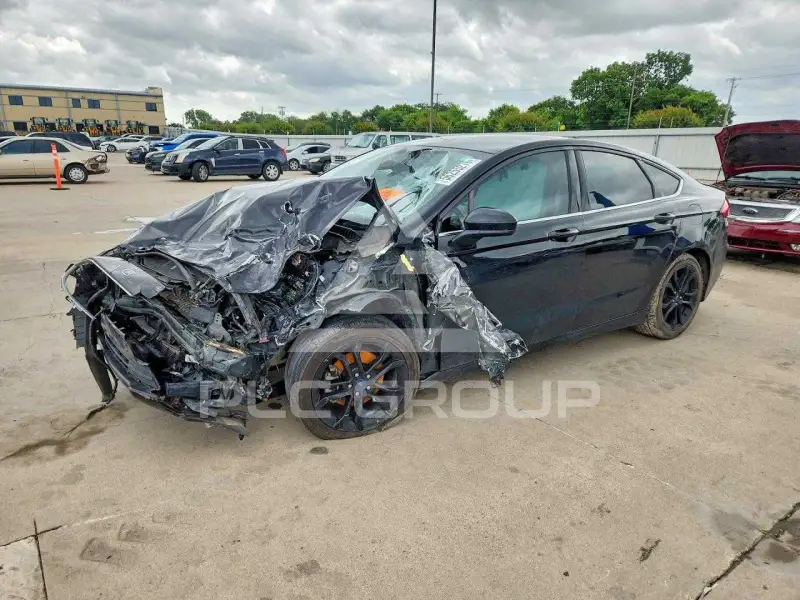 2020 Ford FUSION photo