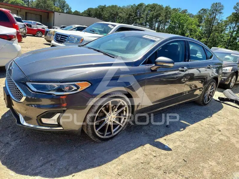 2020 Ford FUSION photo