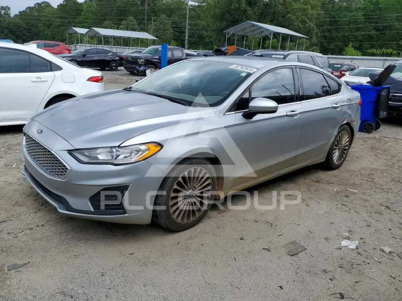 2020 Ford FUSION photo