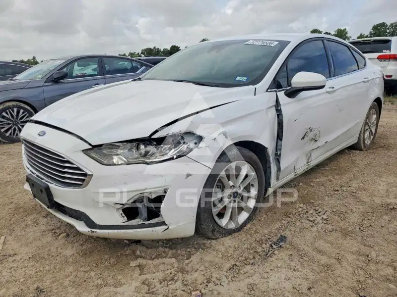 2020 Ford FUSION photo