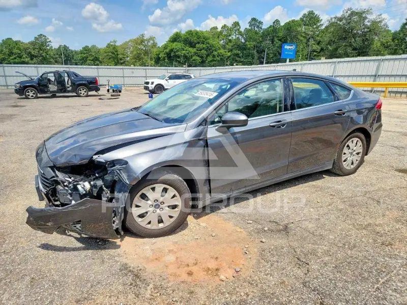 2020 Ford FUSION фото