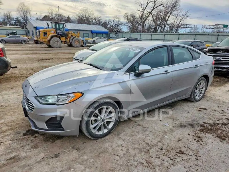 2020 Ford FUSION фото
