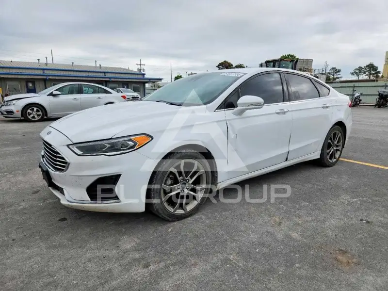 2020 Ford FUSION фото