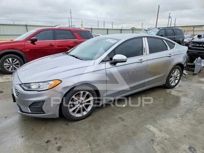 2020 Ford FUSION фото