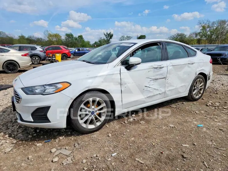 2020 Ford FUSION photo