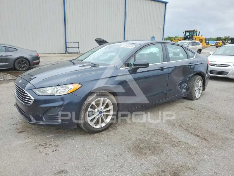 2020 Ford FUSION photo