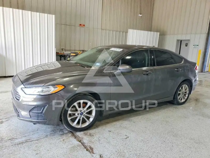 2020 Ford FUSION photo
