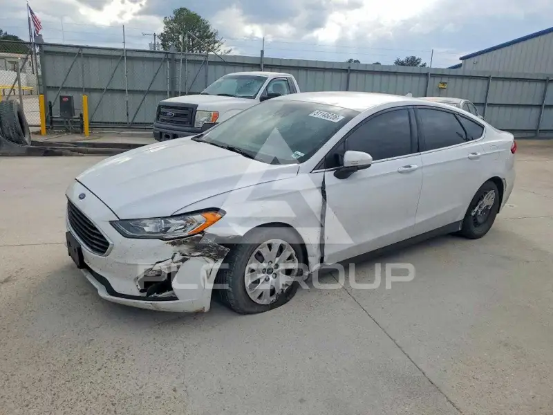 2020 Ford FUSION фото