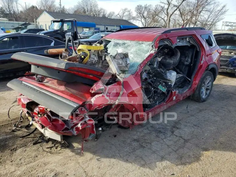 2020 Ford EXPLORER photo
