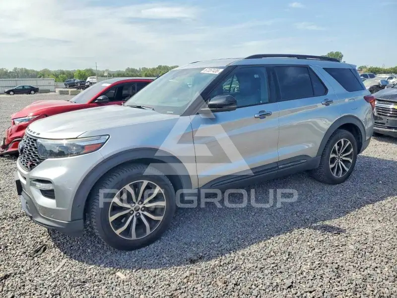 2020 Ford EXPLORER photo