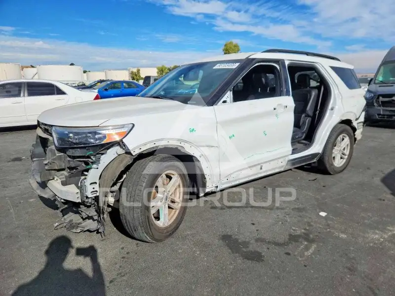 2020 Ford EXPLORER photo