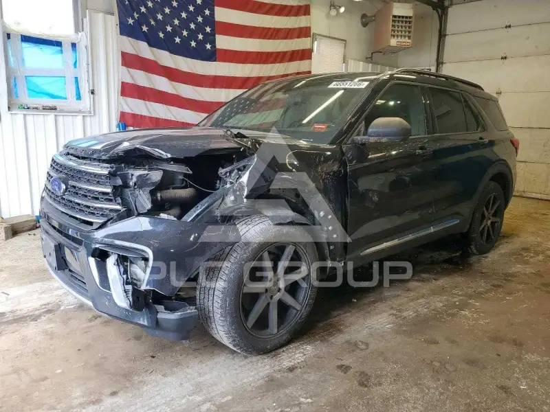 2020 Ford EXPLORER photo
