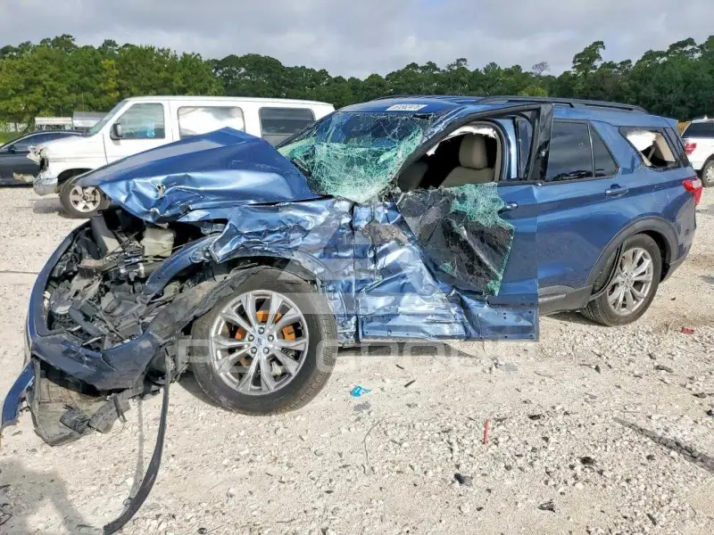 2020 Ford EXPLORER photo