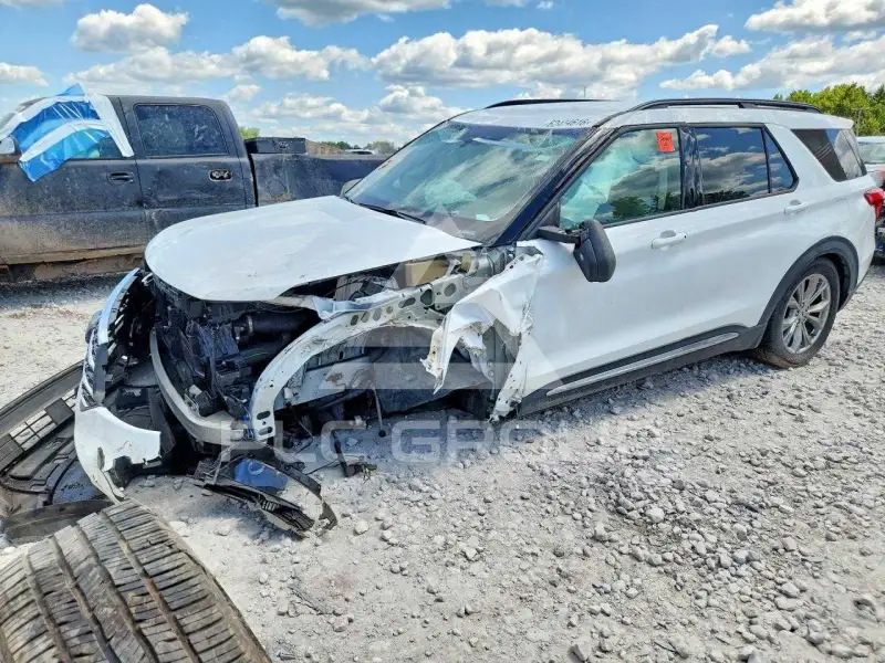 2020 Ford EXPLORER photo