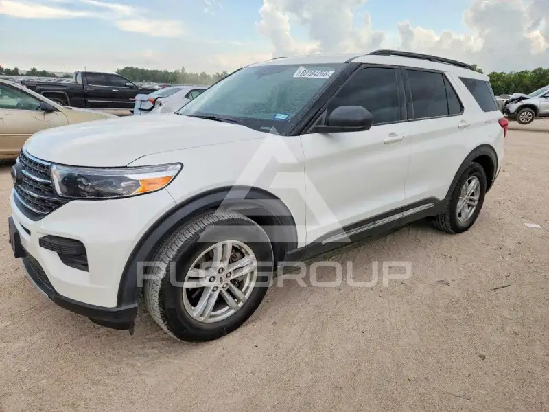 2020 Ford EXPLORER photo