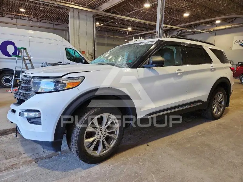 2020 Ford EXPLORER photo