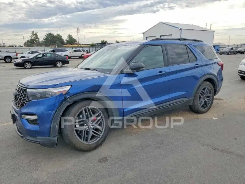 2020 Ford EXPLORER photo