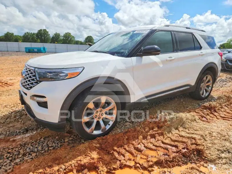 2020 Ford EXPLORER photo