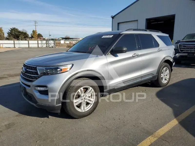 2020 Ford EXPLORER photo
