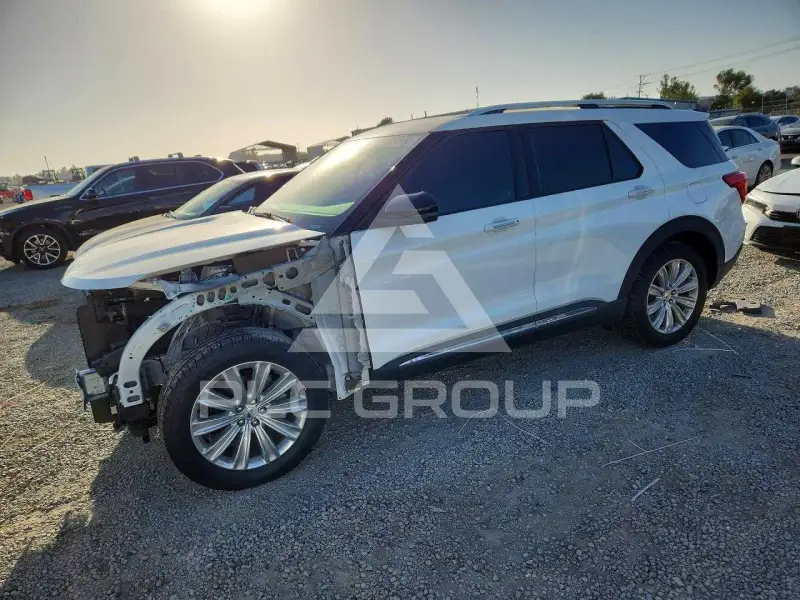 2020 Ford EXPLORER photo