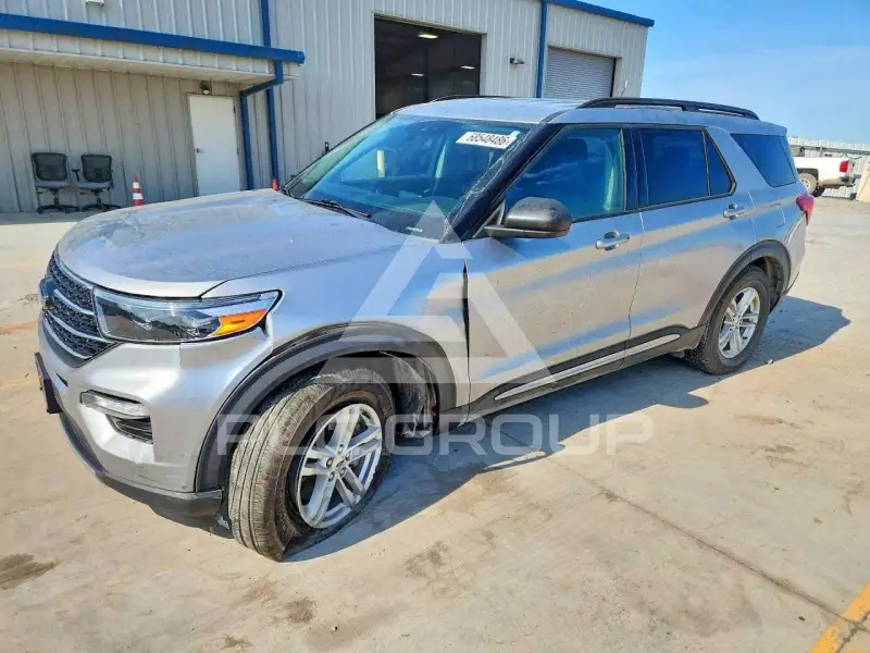 2020 Ford EXPLORER photo