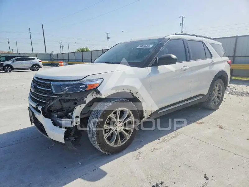 2020 Ford EXPLORER photo