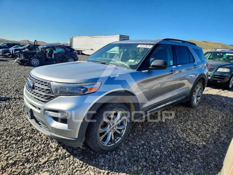 2020 Ford EXPLORER photo