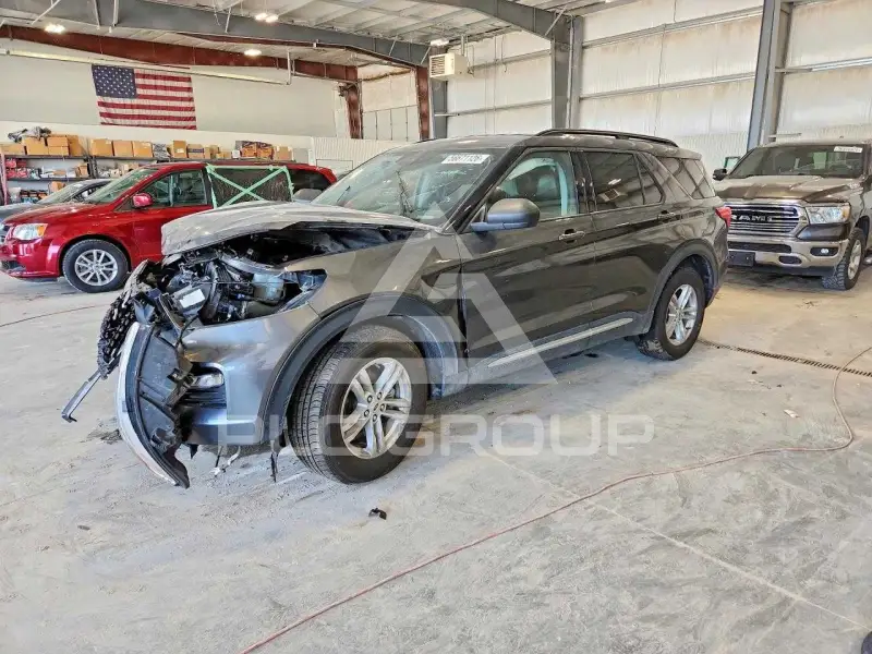 2020 Ford EXPLORER photo