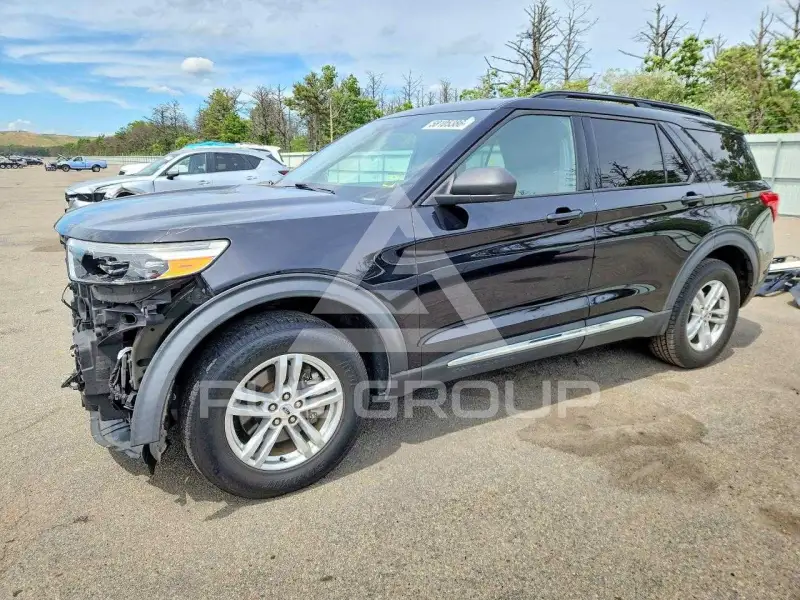 2020 Ford EXPLORER photo