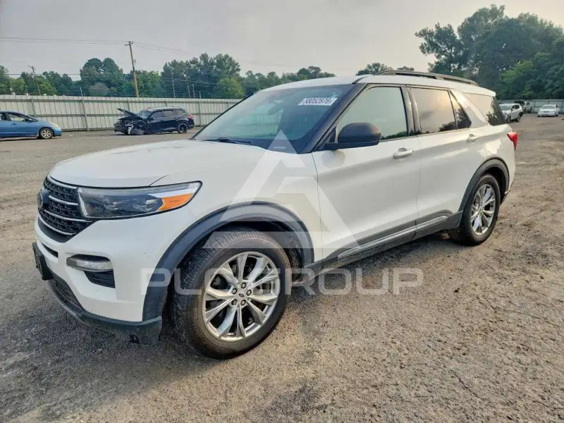 2020 Ford EXPLORER photo