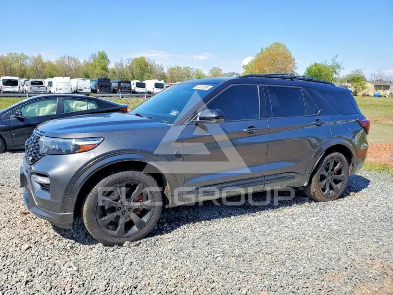 2020 Ford EXPLORER photo