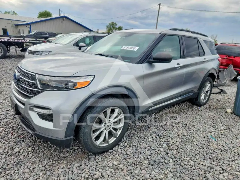 2020 Ford EXPLORER photo