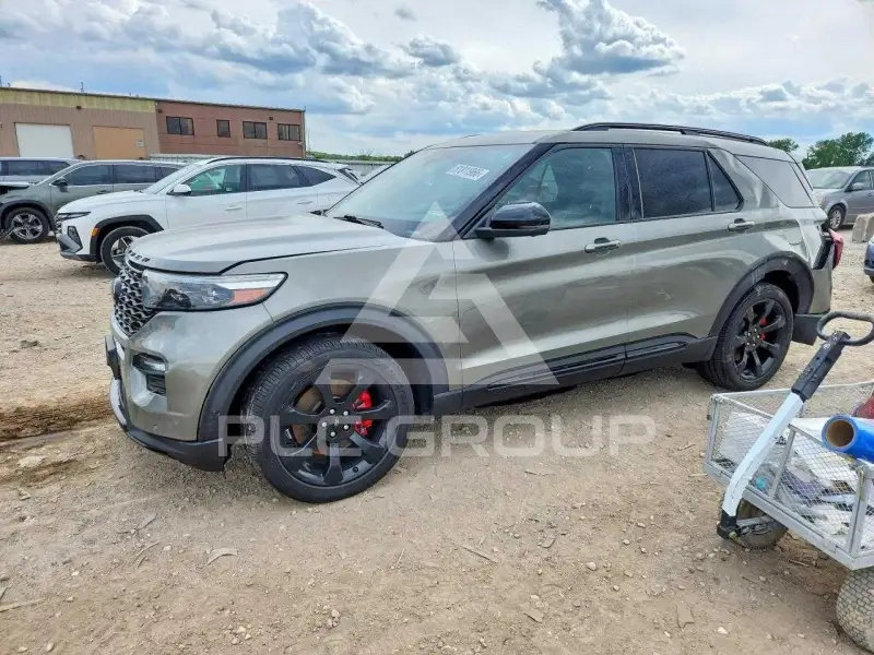 2020 Ford EXPLORER photo