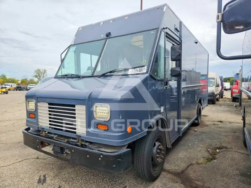 2020 Ford F-590 photo