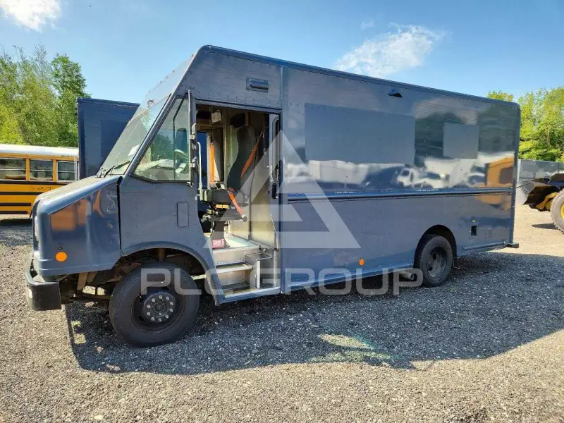 2020 Ford F photo