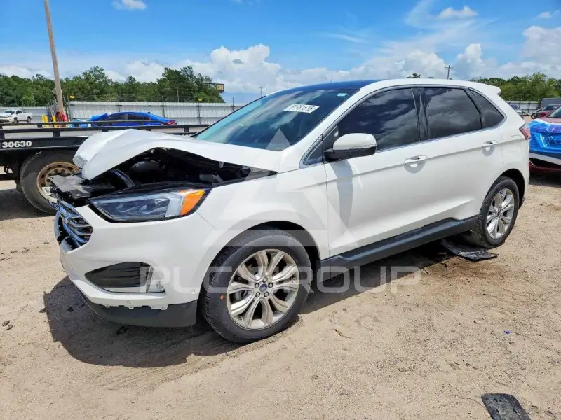 2020 Ford EDGE photo