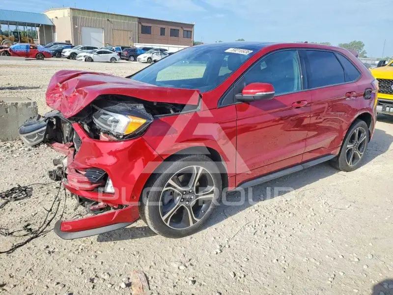 2020 Ford EDGE photo