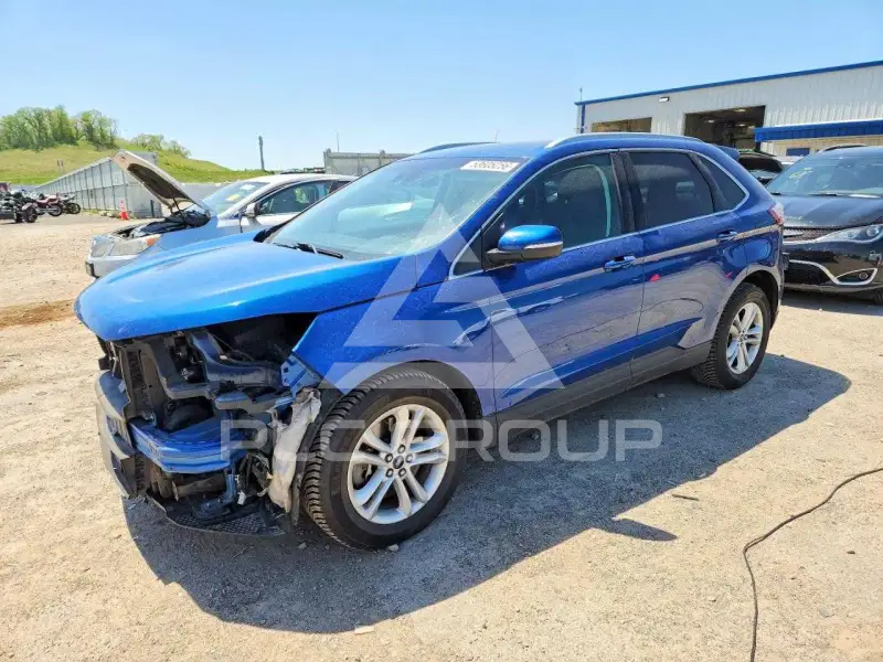 2020 Ford EDGE photo