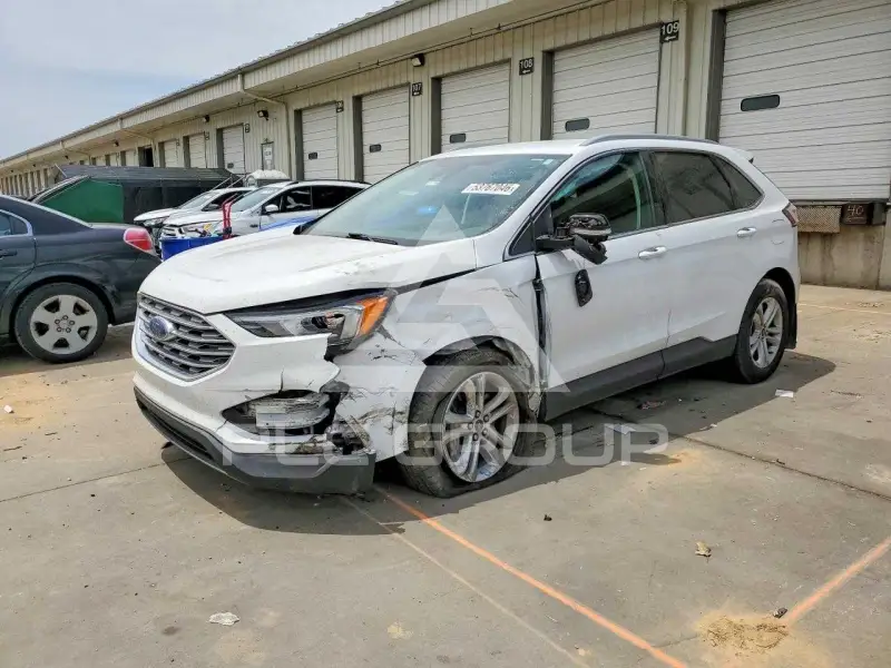 2020 Ford EDGE photo