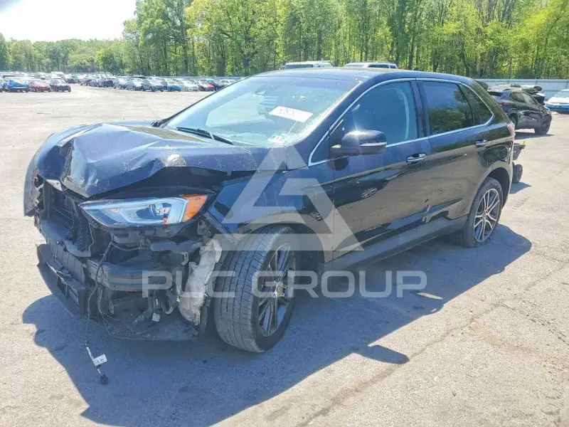 2020 Ford EDGE photo