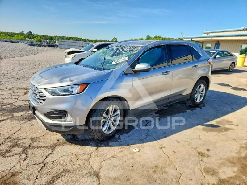 2020 Ford EDGE photo