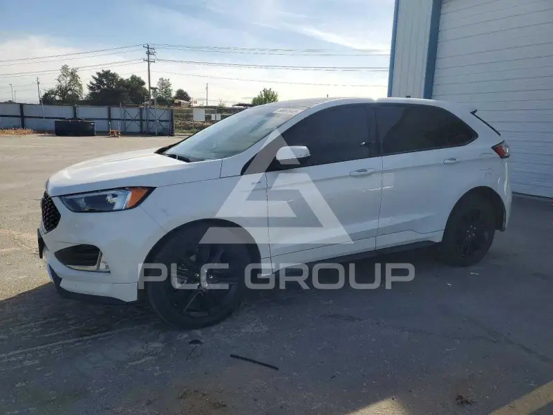 2020 Ford EDGE photo