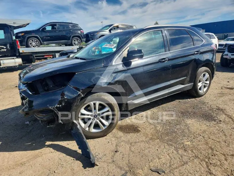 2020 Ford EDGE photo