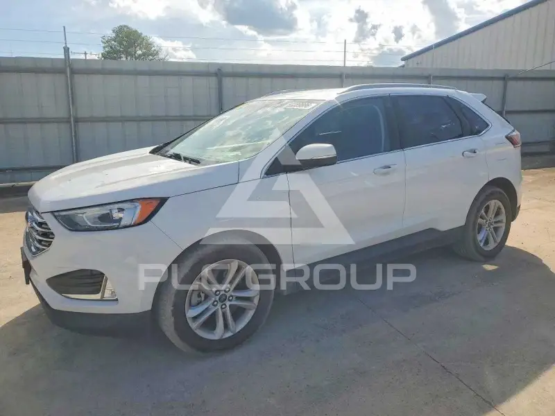 2020 Ford EDGE photo